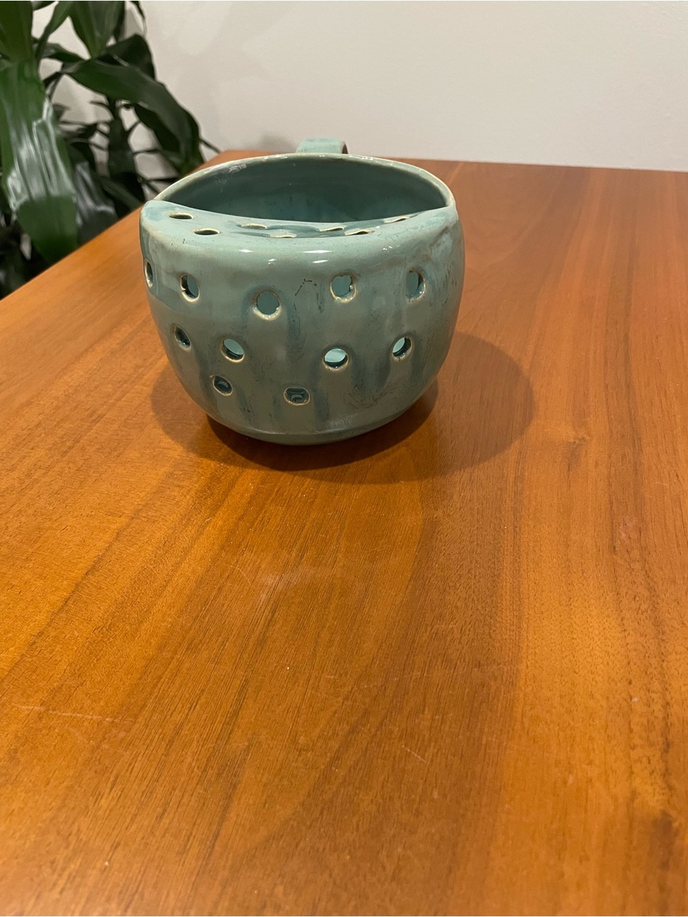 Handmade Teal Ceramic Barry Bowl with Handle And Strainer
